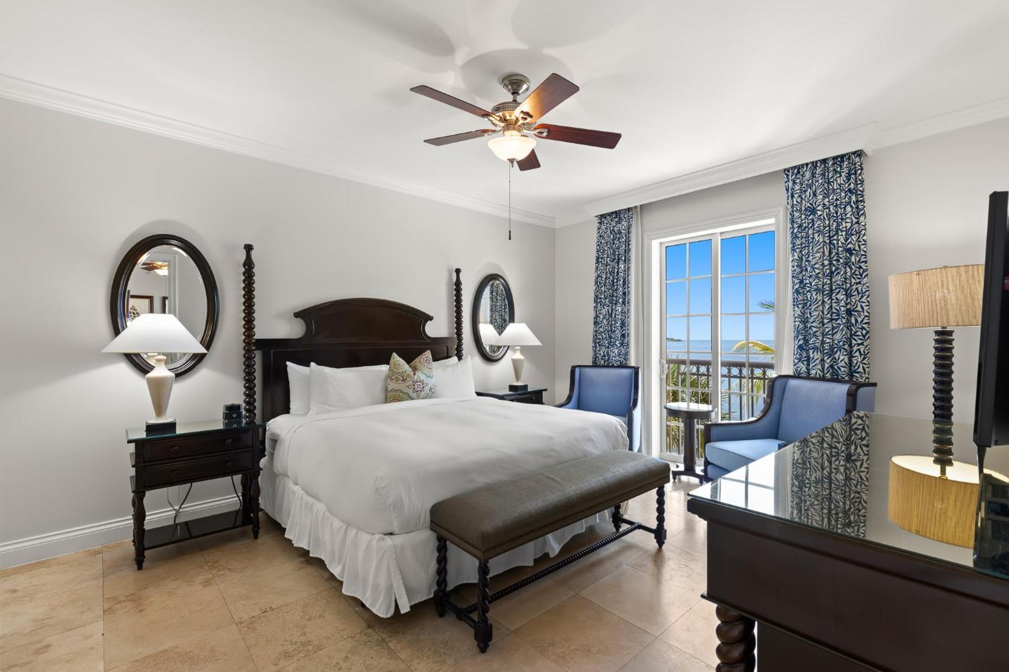 Beachside & Residences 4*