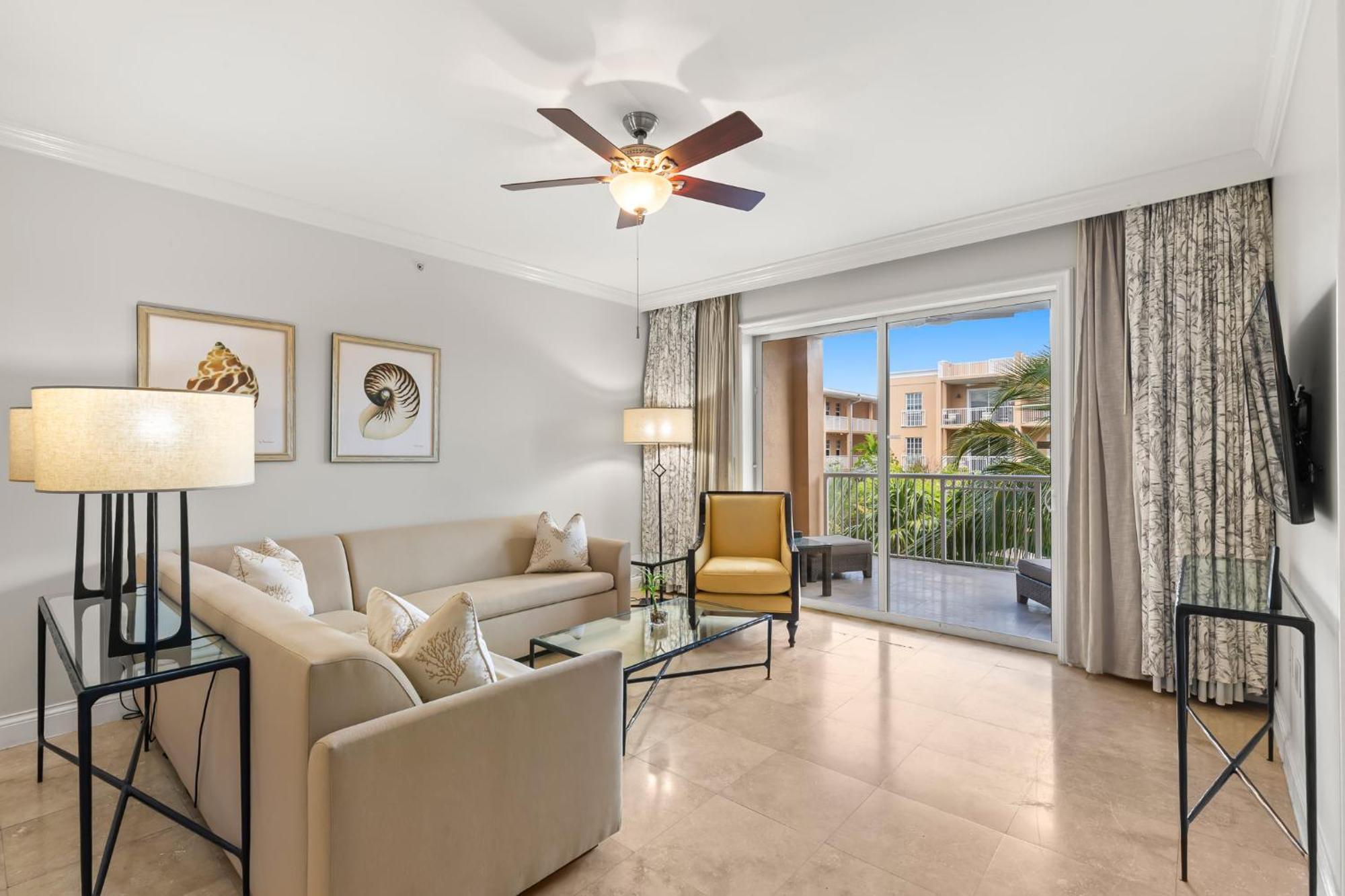 Beachside & Residences Resort 4*